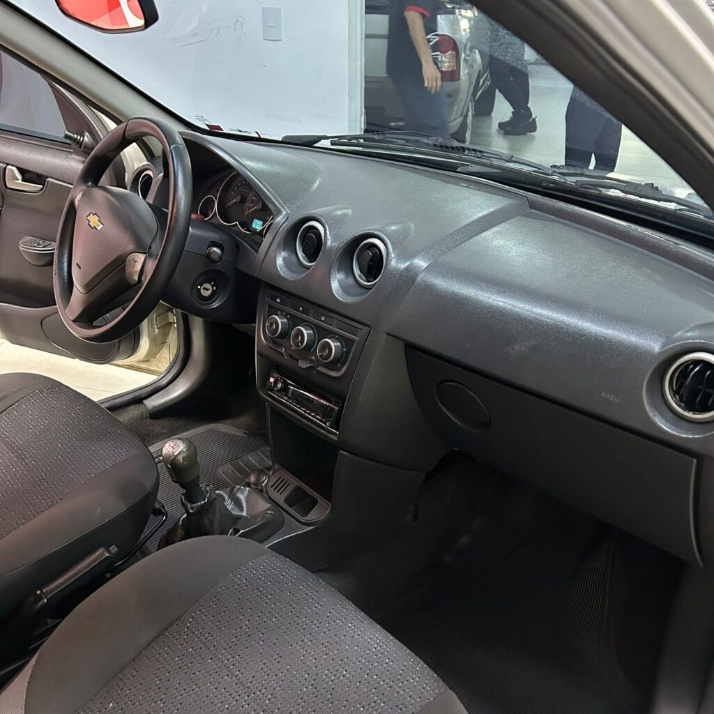 WhatsApp Image 2025-11-14 at 14.43.00 (2)