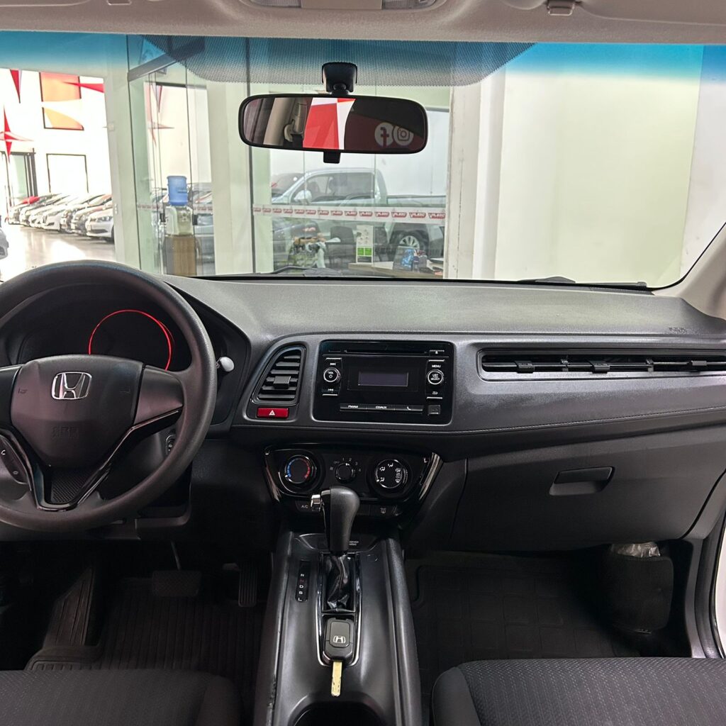 WhatsApp Image 2025-11-24 at 16.09.10