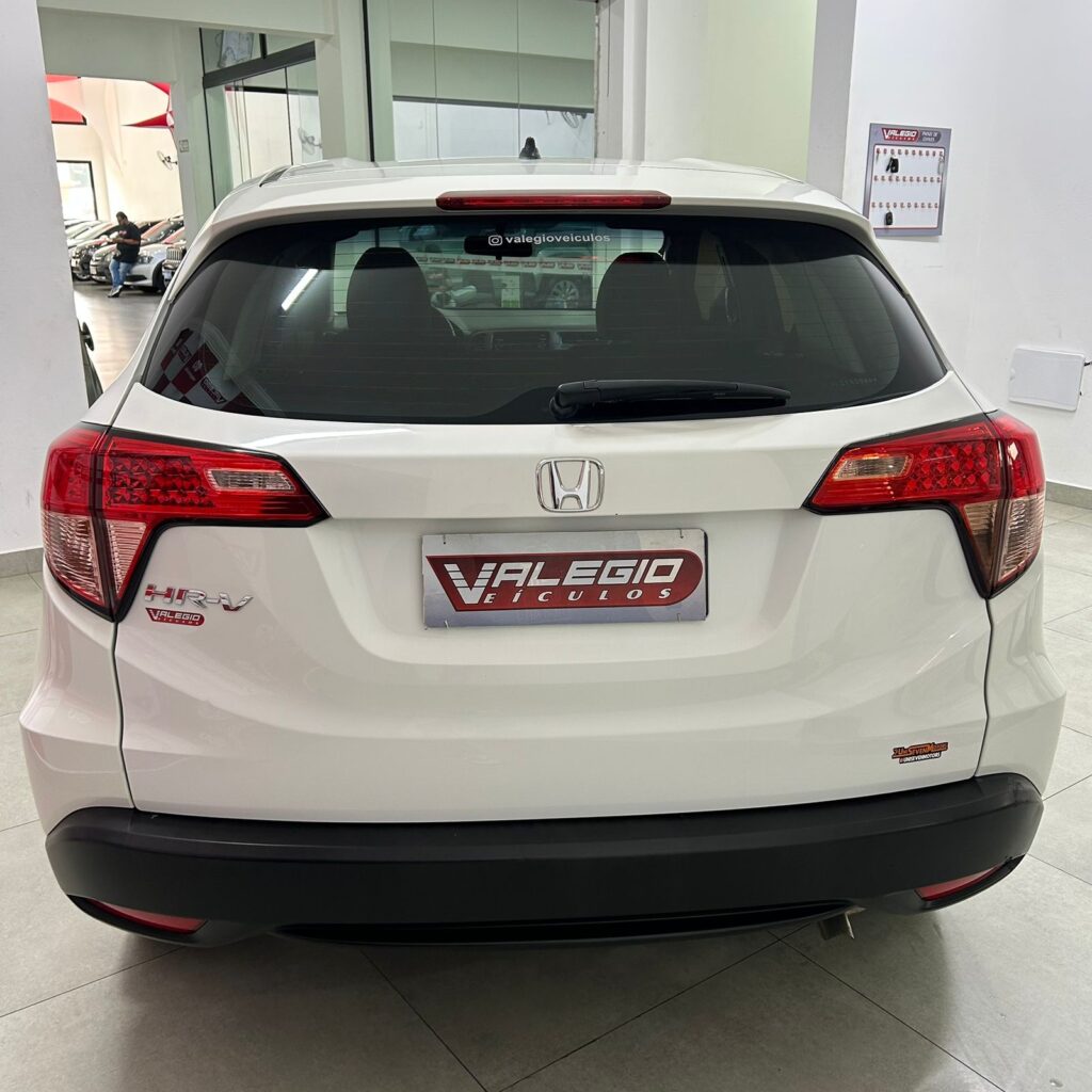 WhatsApp Image 2025-11-24 at 16.09.11 (1)