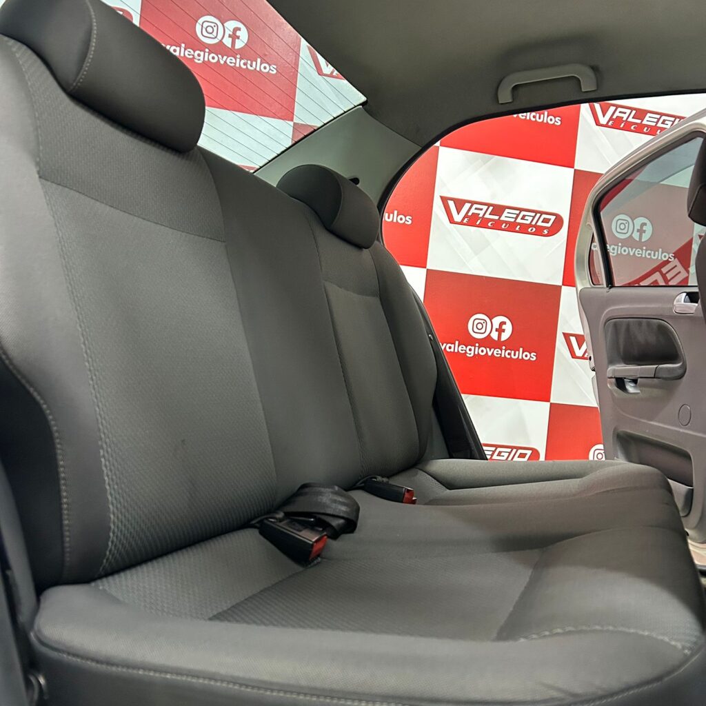 WhatsApp Image 2025-12-01 at 08.56.19