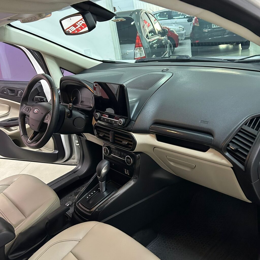 WhatsApp Image 2025-12-01 at 15.17.27 (3)