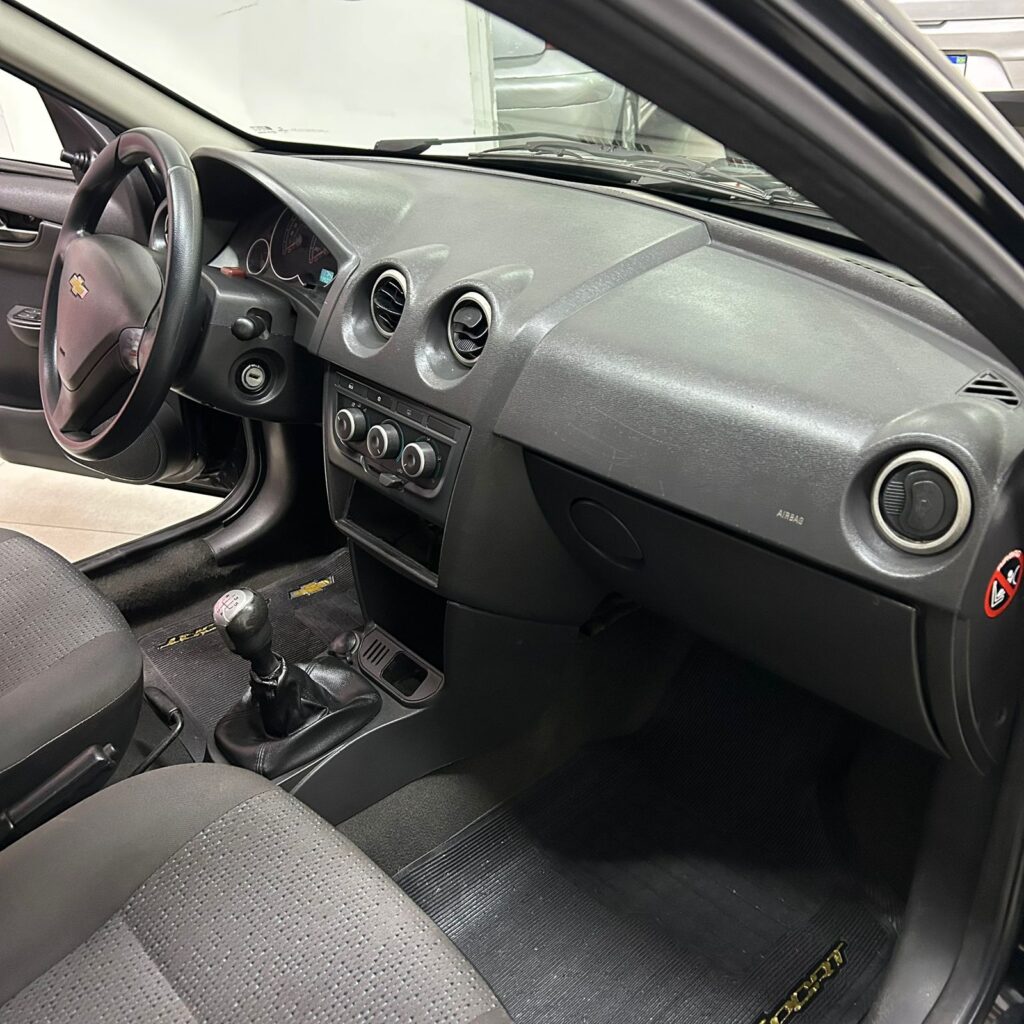 WhatsApp Image 2025-12-01 at 16.05.04 (1)