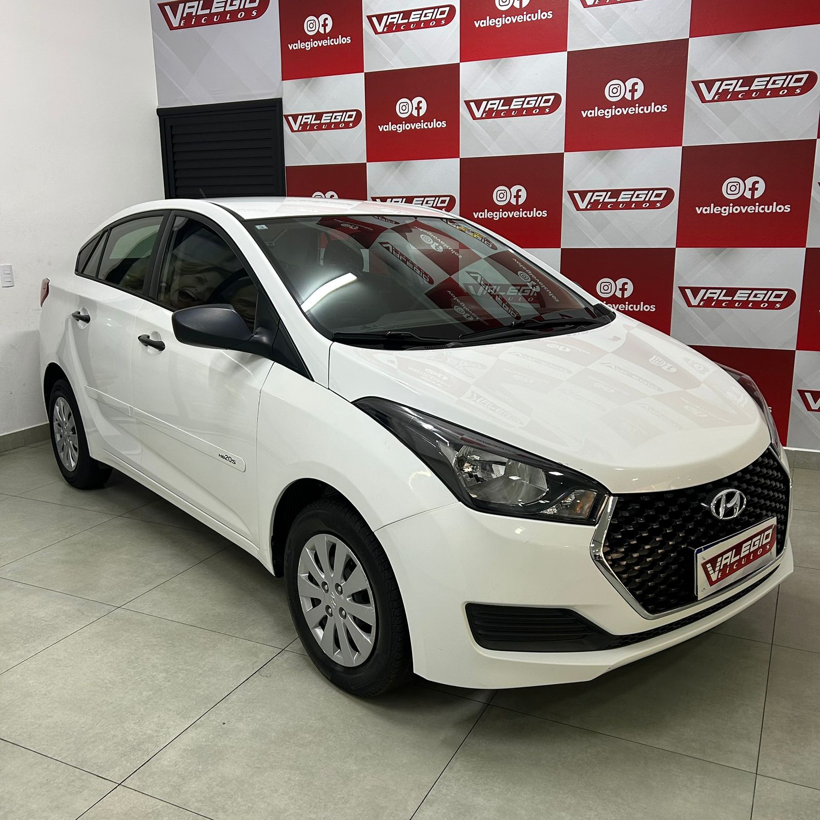 WhatsApp Image 2026-04-15 at 08.28.11 (2)